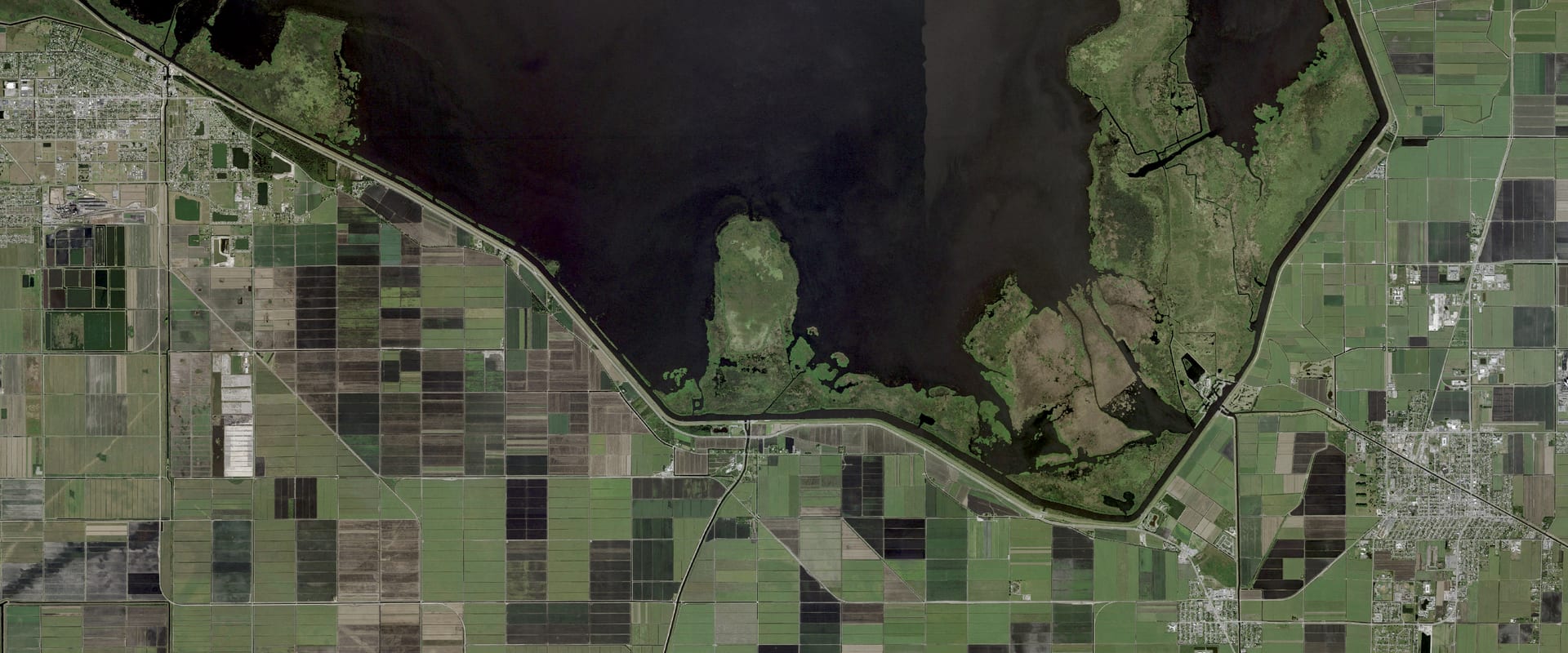 Aerial photo of Lake Okeechobee and its shoreline