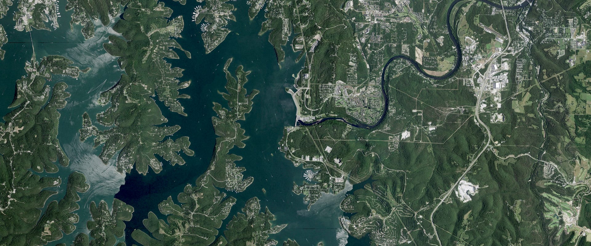 Aerial photo of Table Rock Lake and its shoreline